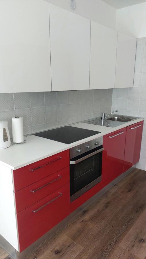 Sam&Sun Apartment Torbole Sul Garda Bagian luar foto